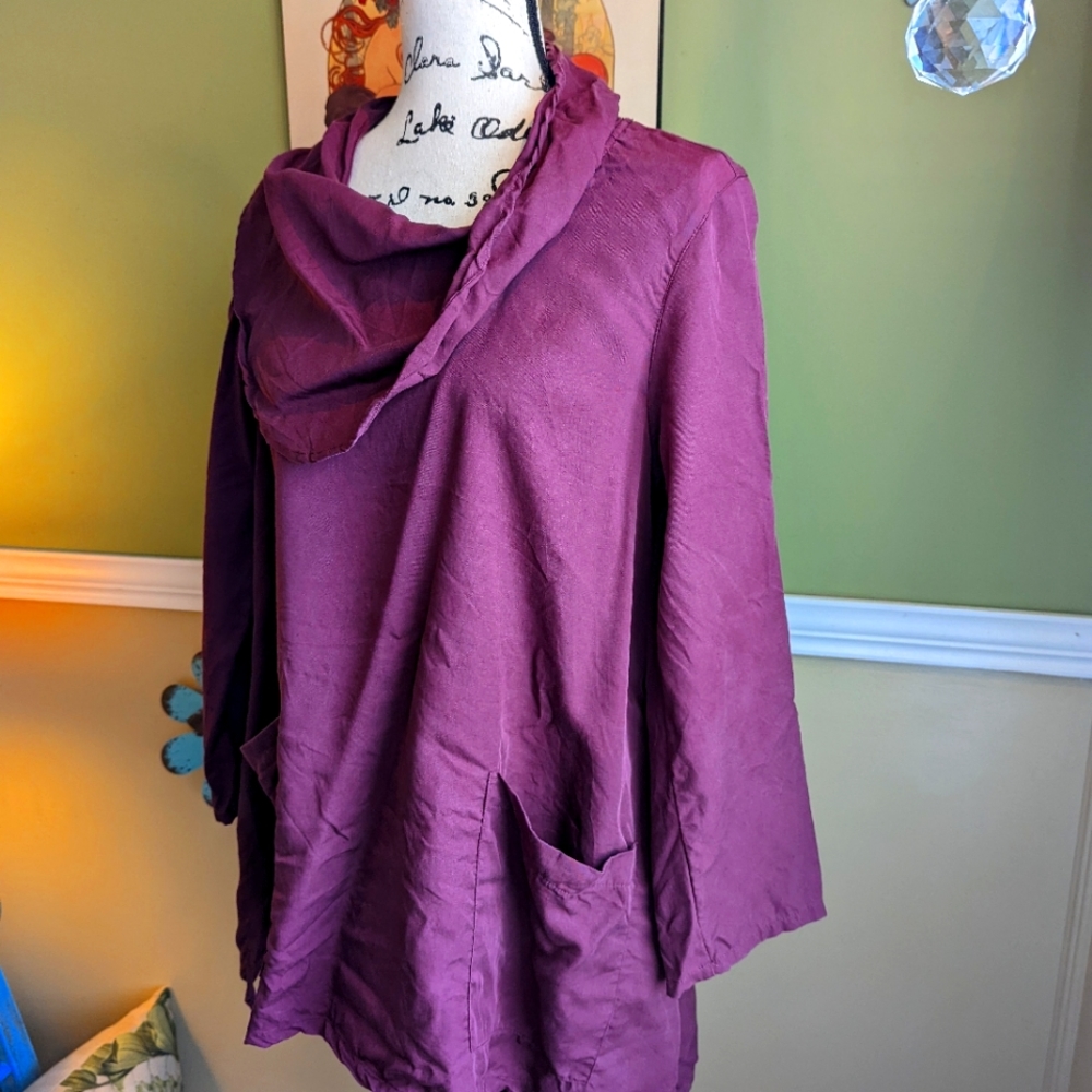 Ali Miles tunic top
